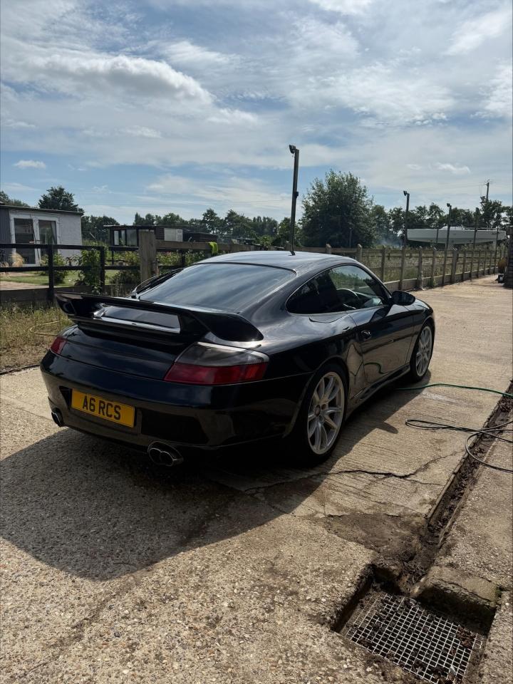 2003 Porsche 911 Carrera 4S