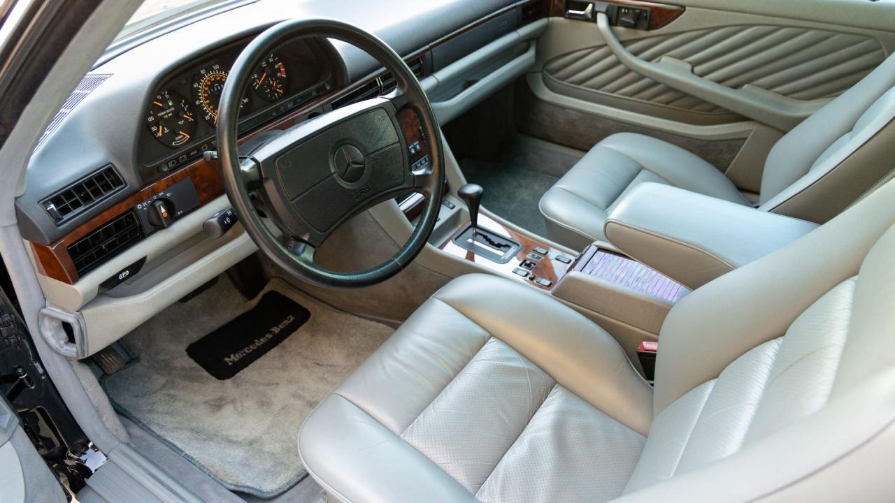 1991 Mercedes - Benz 560 SEC