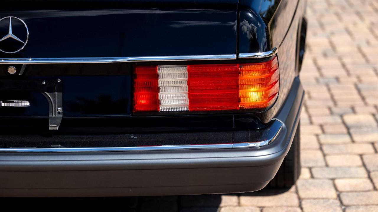 1991 Mercedes - Benz 560 SEC