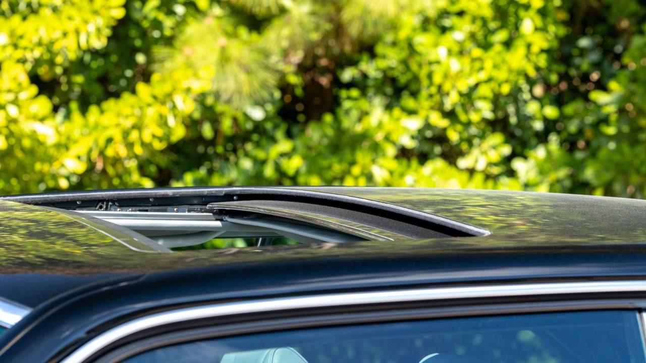 1991 Mercedes - Benz 560 SEC