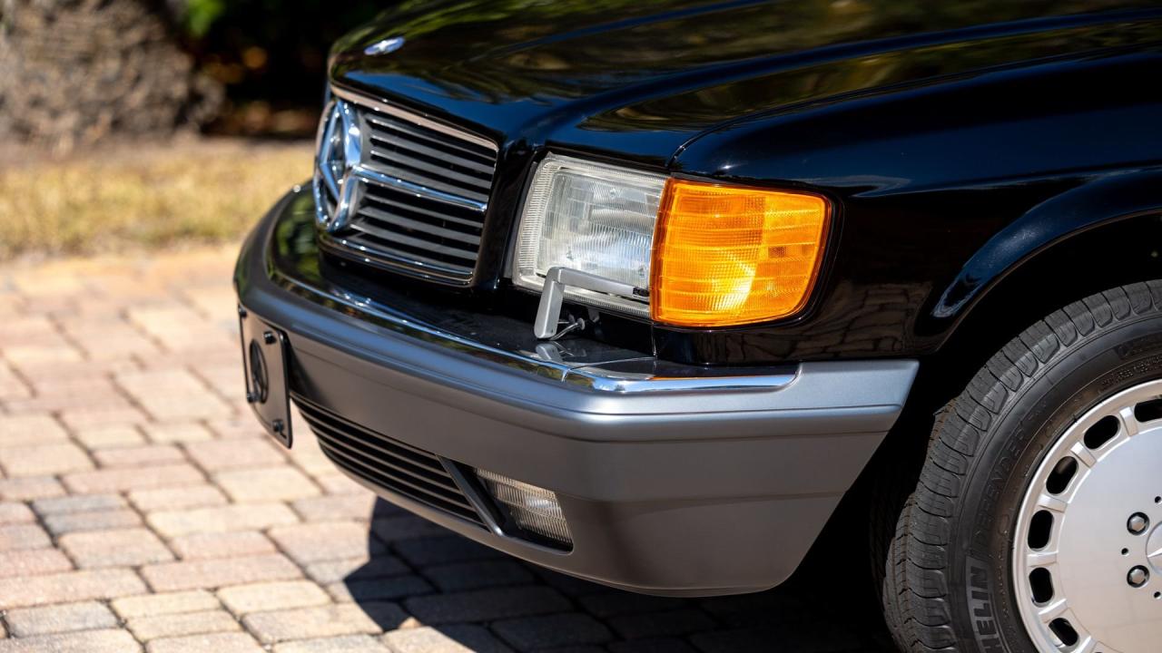 1991 Mercedes - Benz 560 SEC