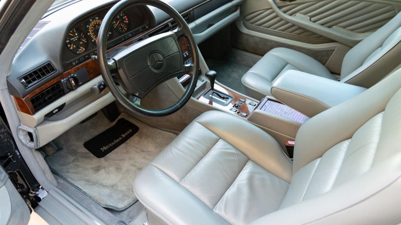 1991 Mercedes - Benz 560 SEC