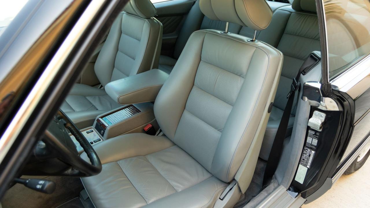 1991 Mercedes - Benz 560 SEC