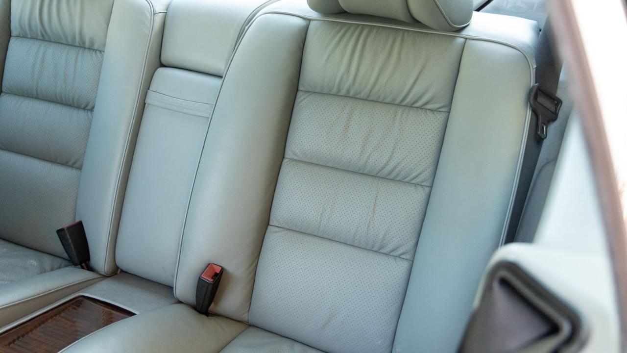 1991 Mercedes - Benz 560 SEC