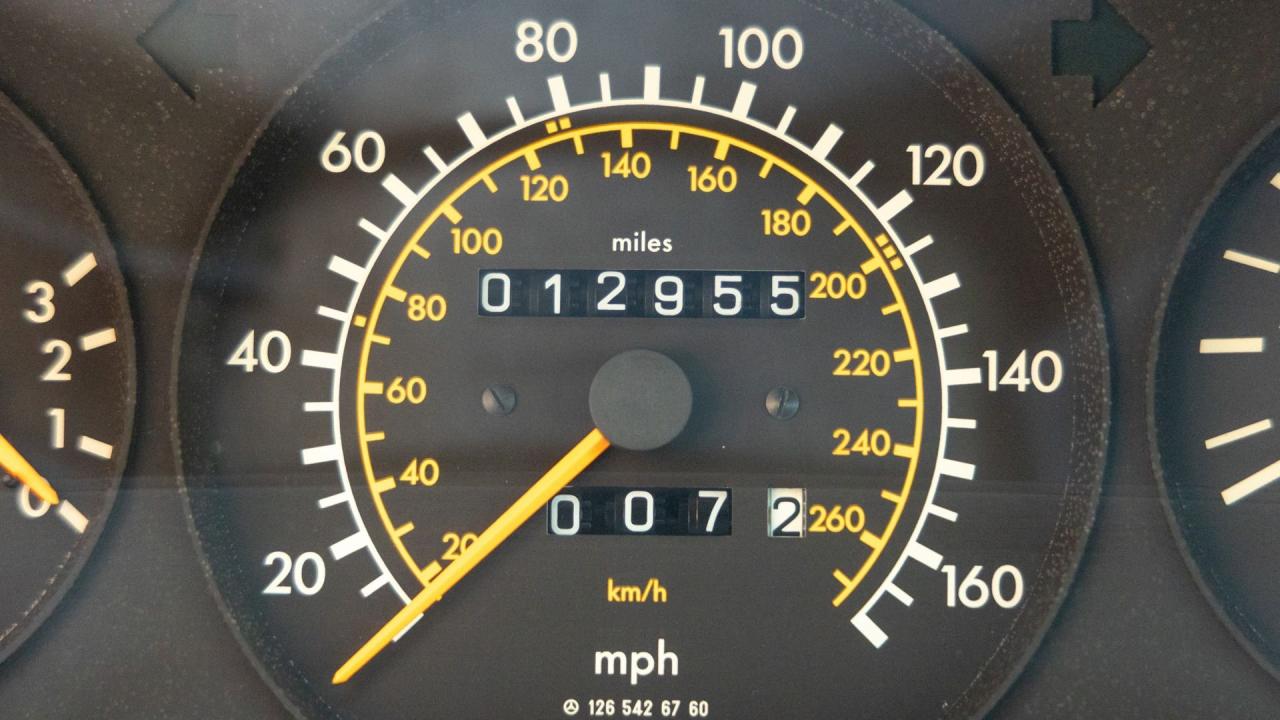 1991 Mercedes - Benz 560 SEC