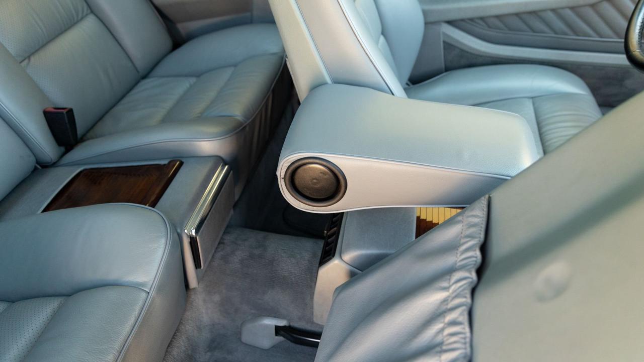 1991 Mercedes - Benz 560 SEC