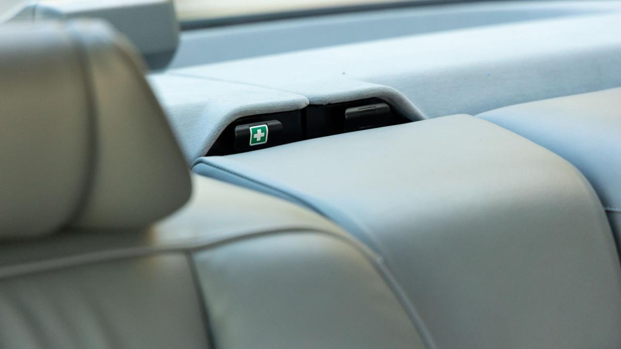 1991 Mercedes - Benz 560 SEC