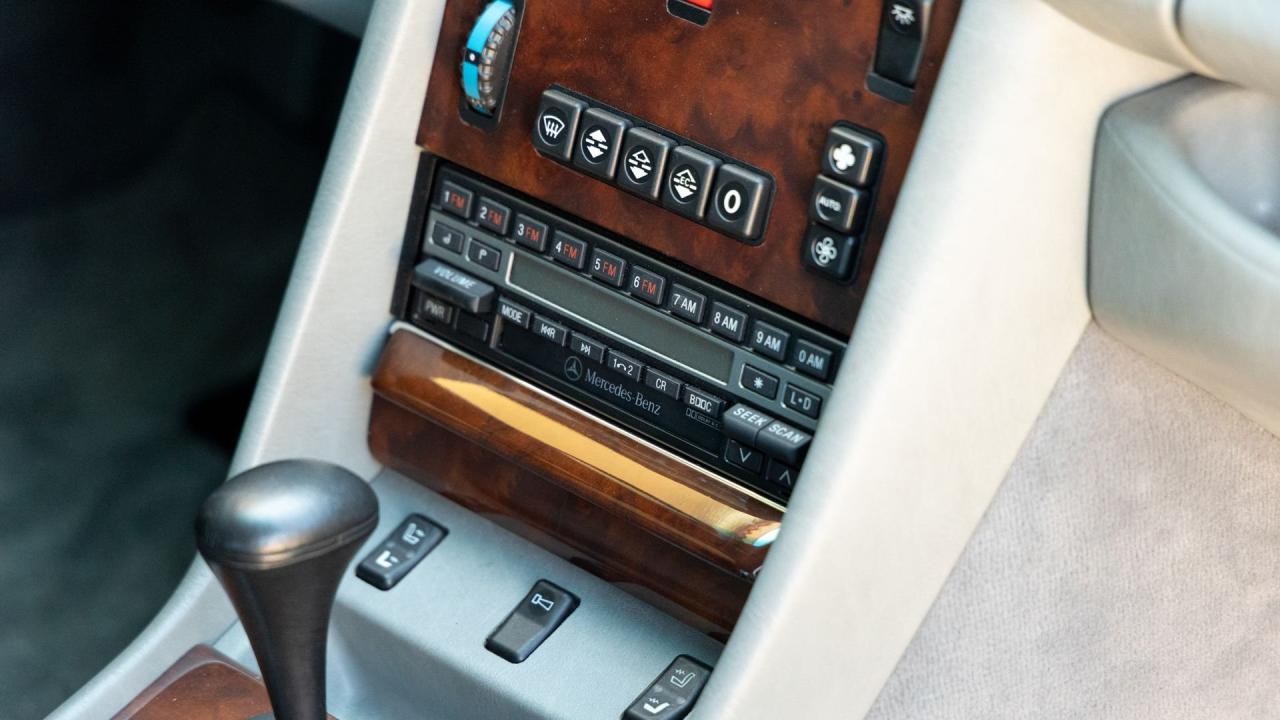 1991 Mercedes - Benz 560 SEC