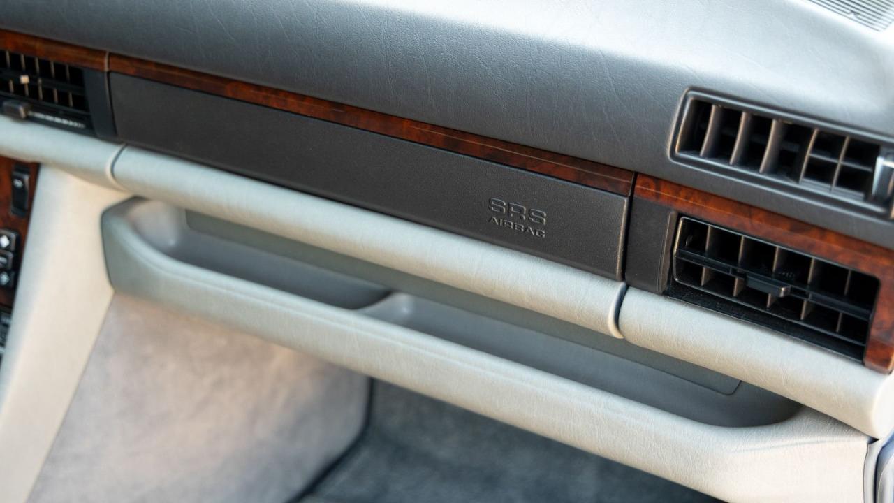 1991 Mercedes - Benz 560 SEC