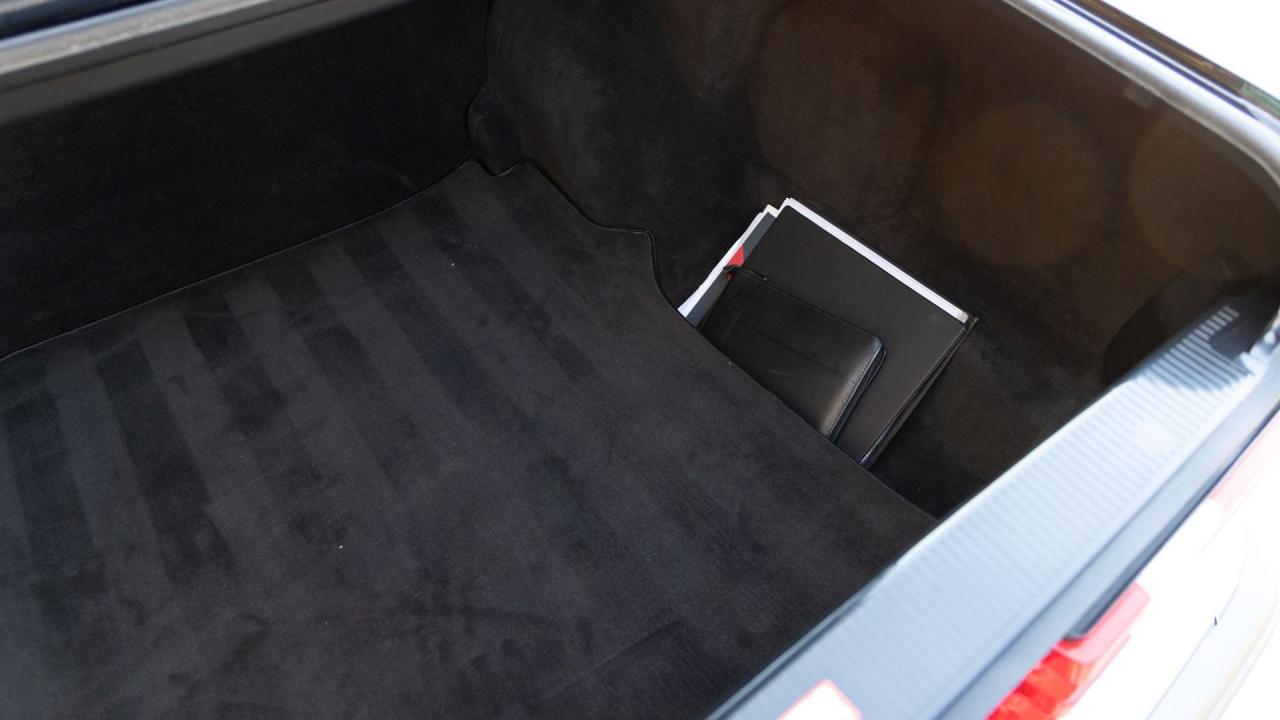 1991 Mercedes - Benz 560 SEC