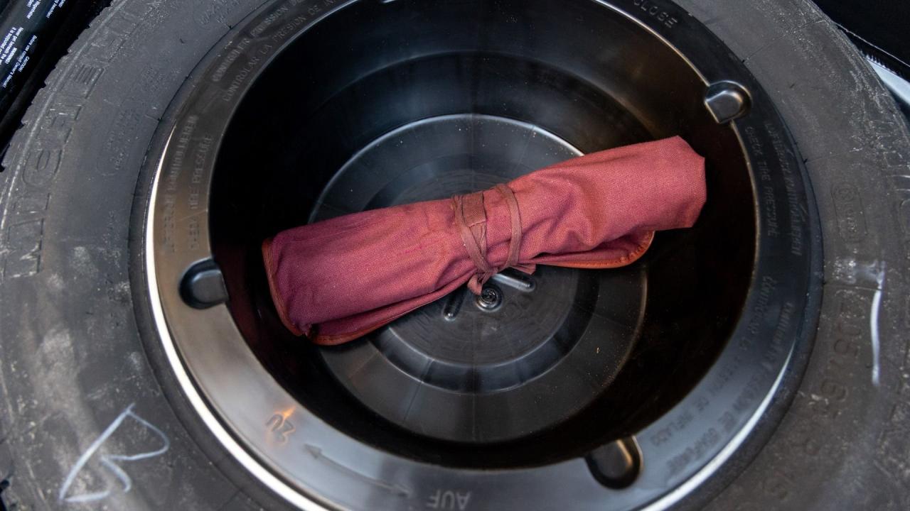 1991 Mercedes - Benz 560 SEC