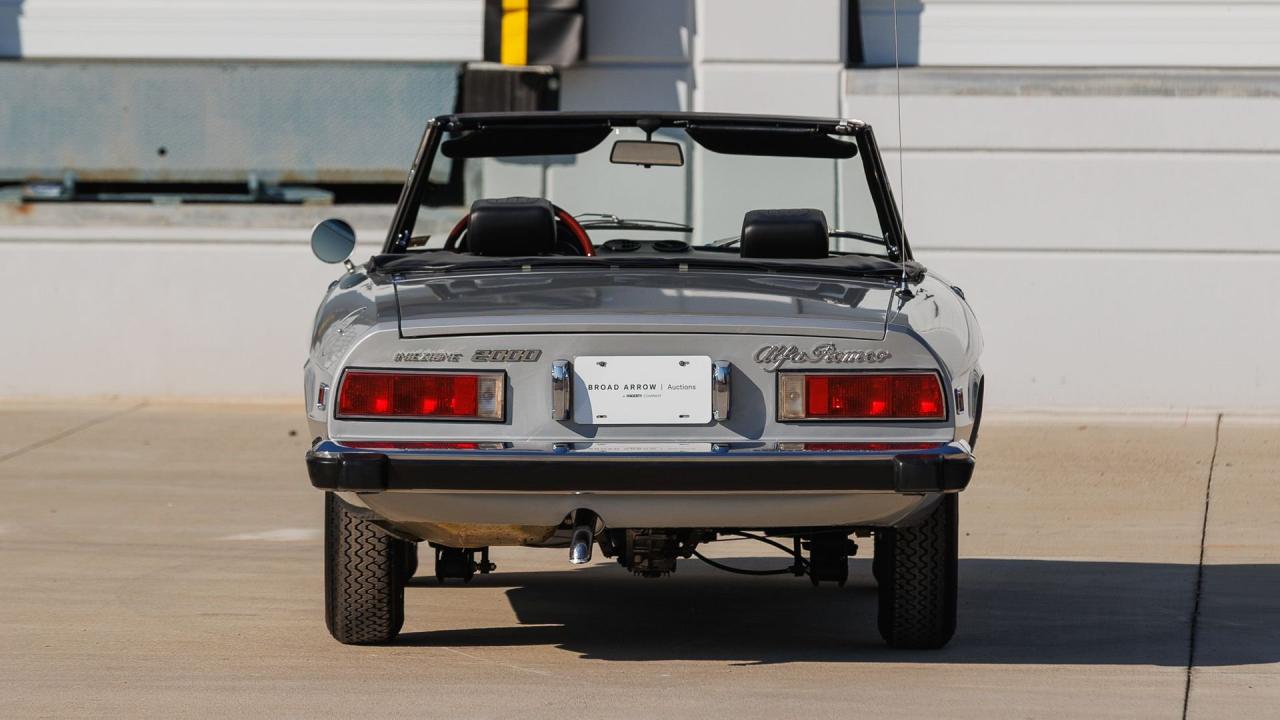 1974 Alfa Romeo 2000 Spider Veloce