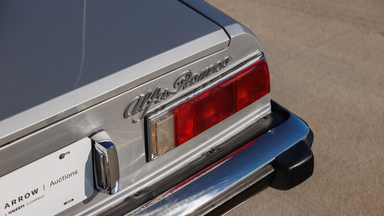 1974 Alfa Romeo 2000 Spider Veloce