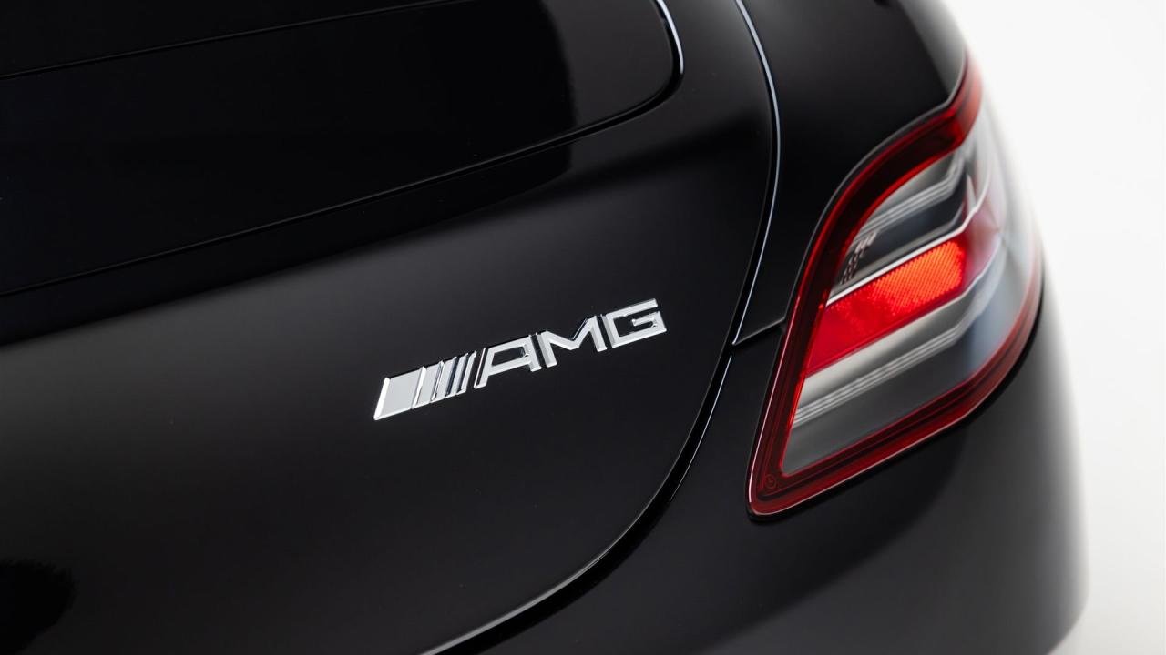 2012 Mercedes - Benz SLS AMG Coupe