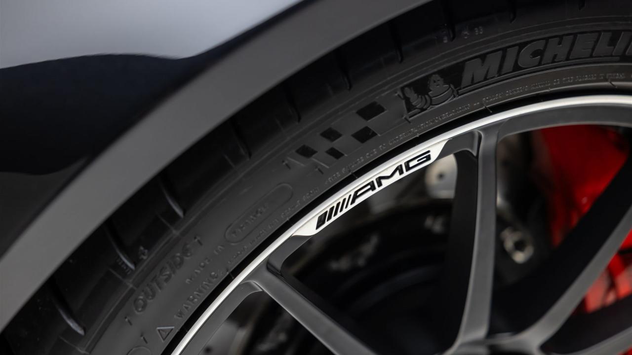 2012 Mercedes - Benz SLS AMG Coupe