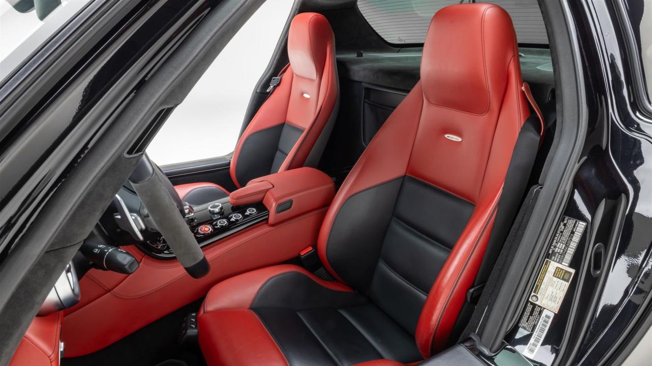 2012 Mercedes - Benz SLS AMG Coupe