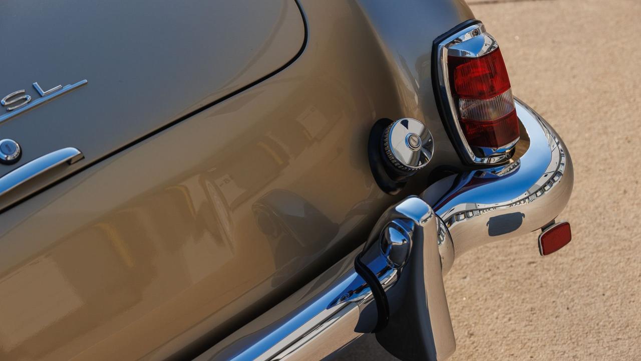 1961 Mercedes - Benz 190 SL