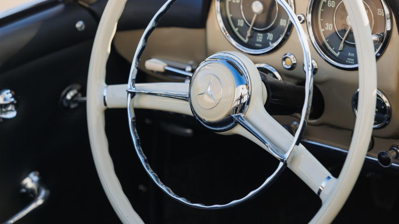 1961 Mercedes - Benz 190 SL