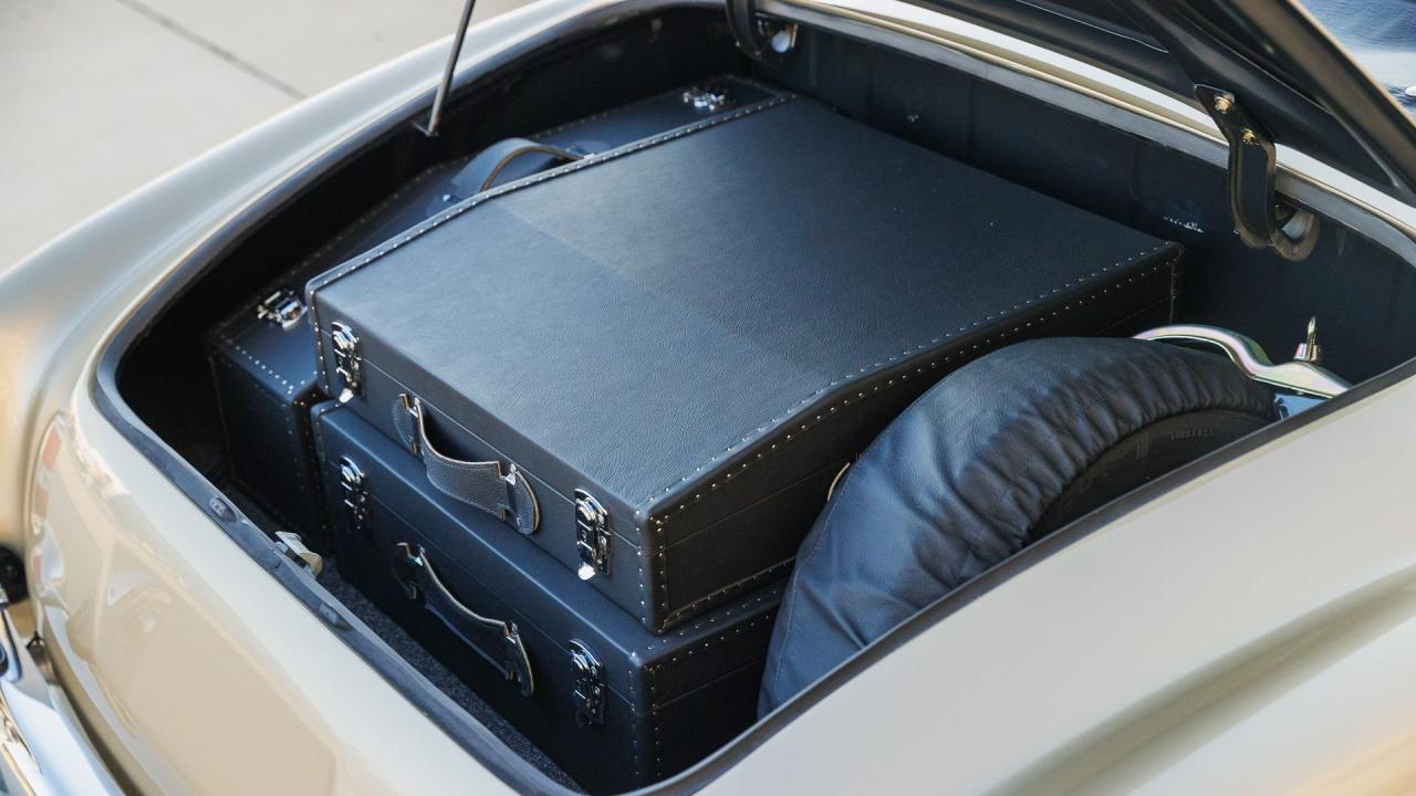 1961 Mercedes - Benz 190 SL