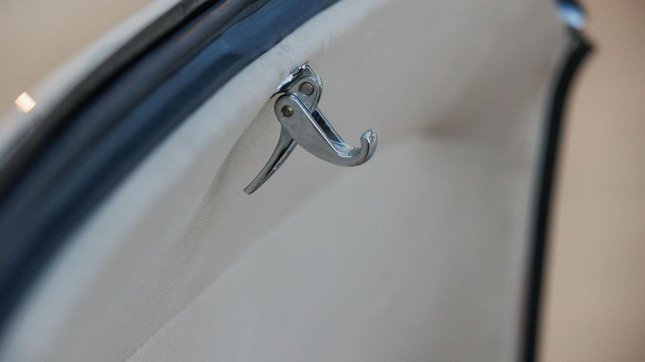 1961 Mercedes - Benz 190 SL