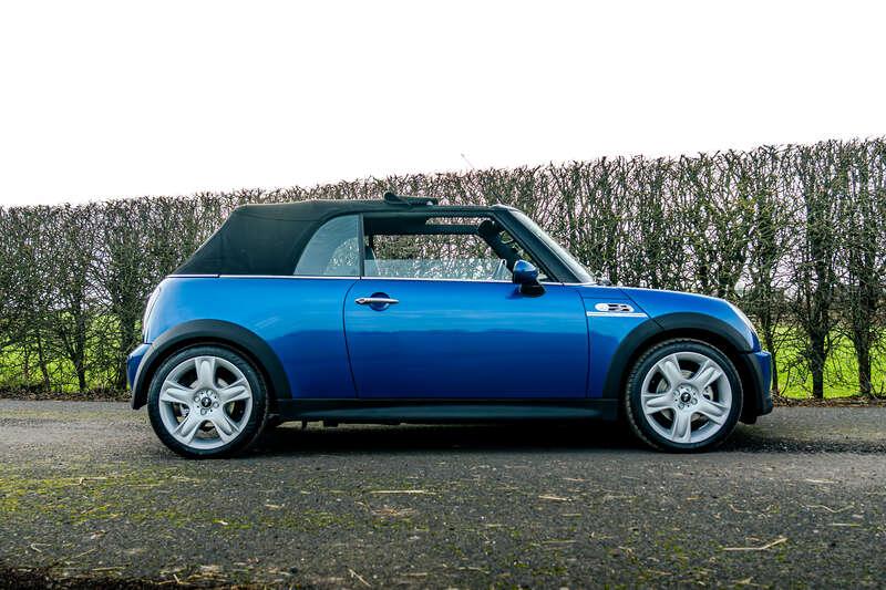 2005 Mini COOPER S