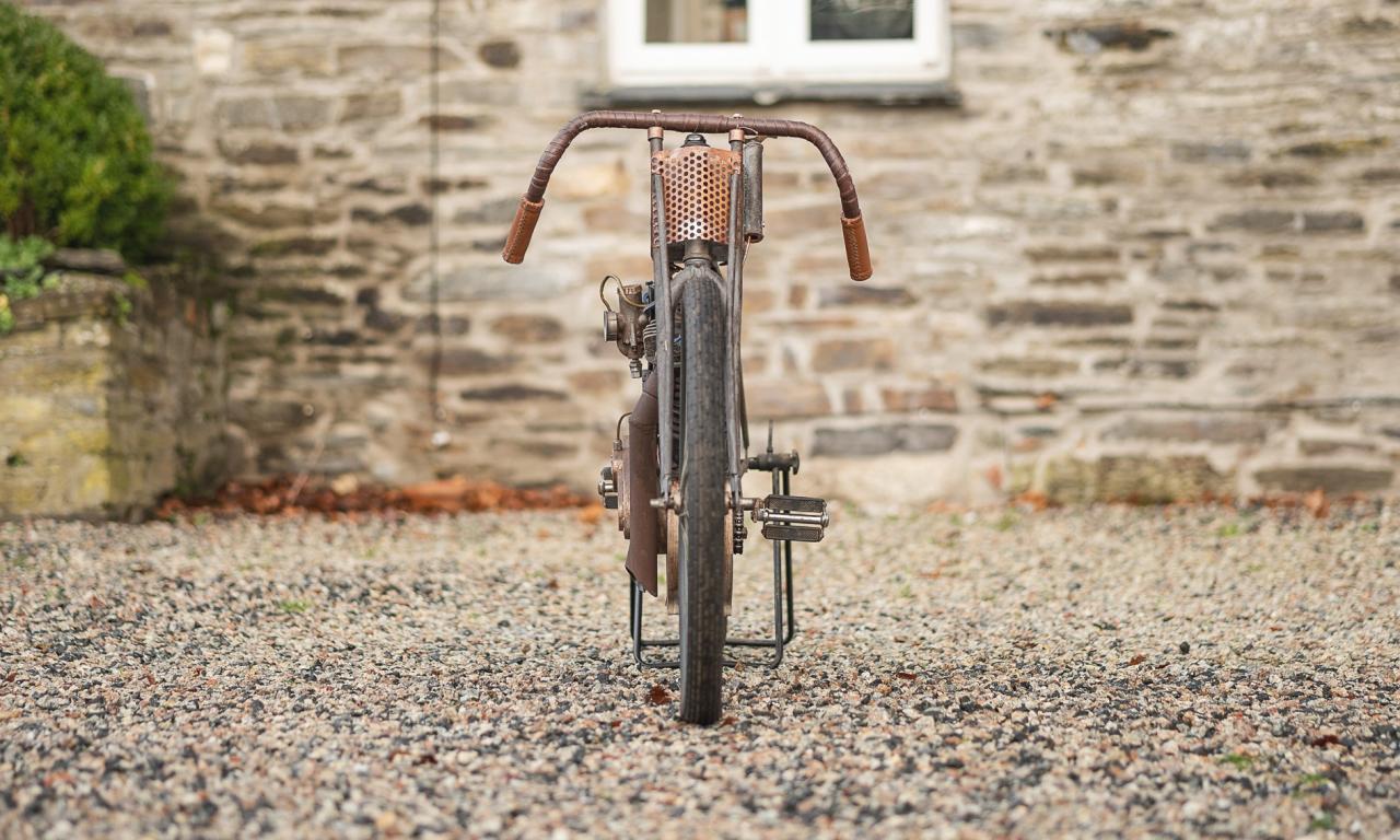 1915 Harley Davidson Showroom Replica