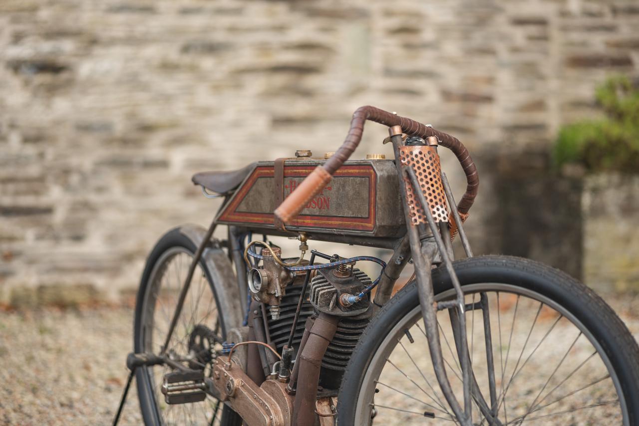 1915 Harley Davidson Showroom Replica