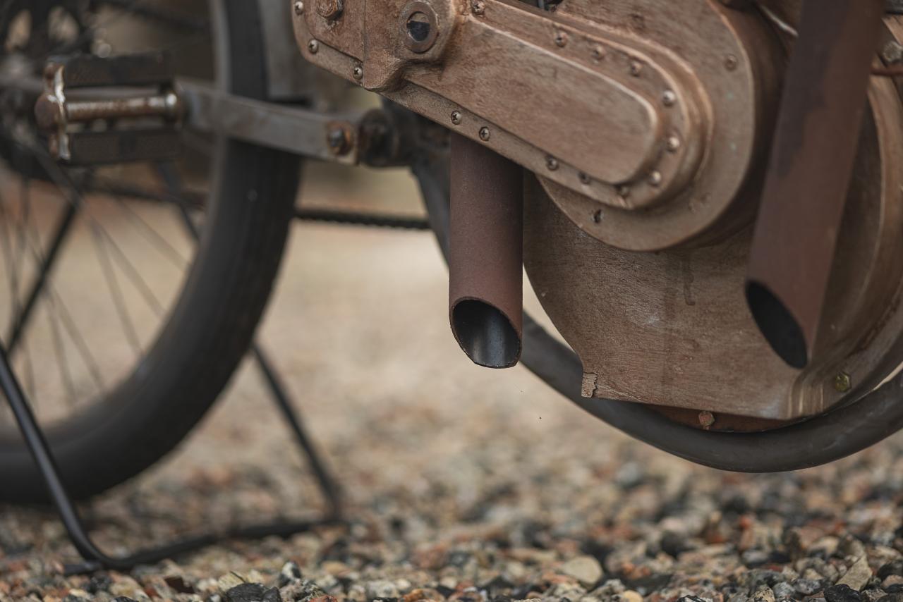 1915 Harley Davidson Showroom Replica