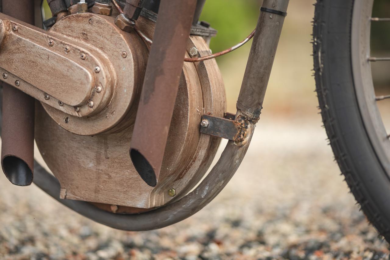 1915 Harley Davidson Showroom Replica