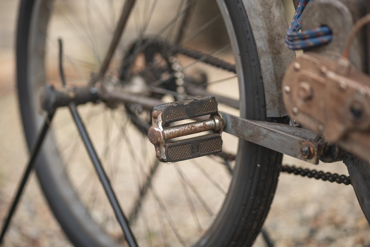 1915 Harley Davidson Showroom Replica
