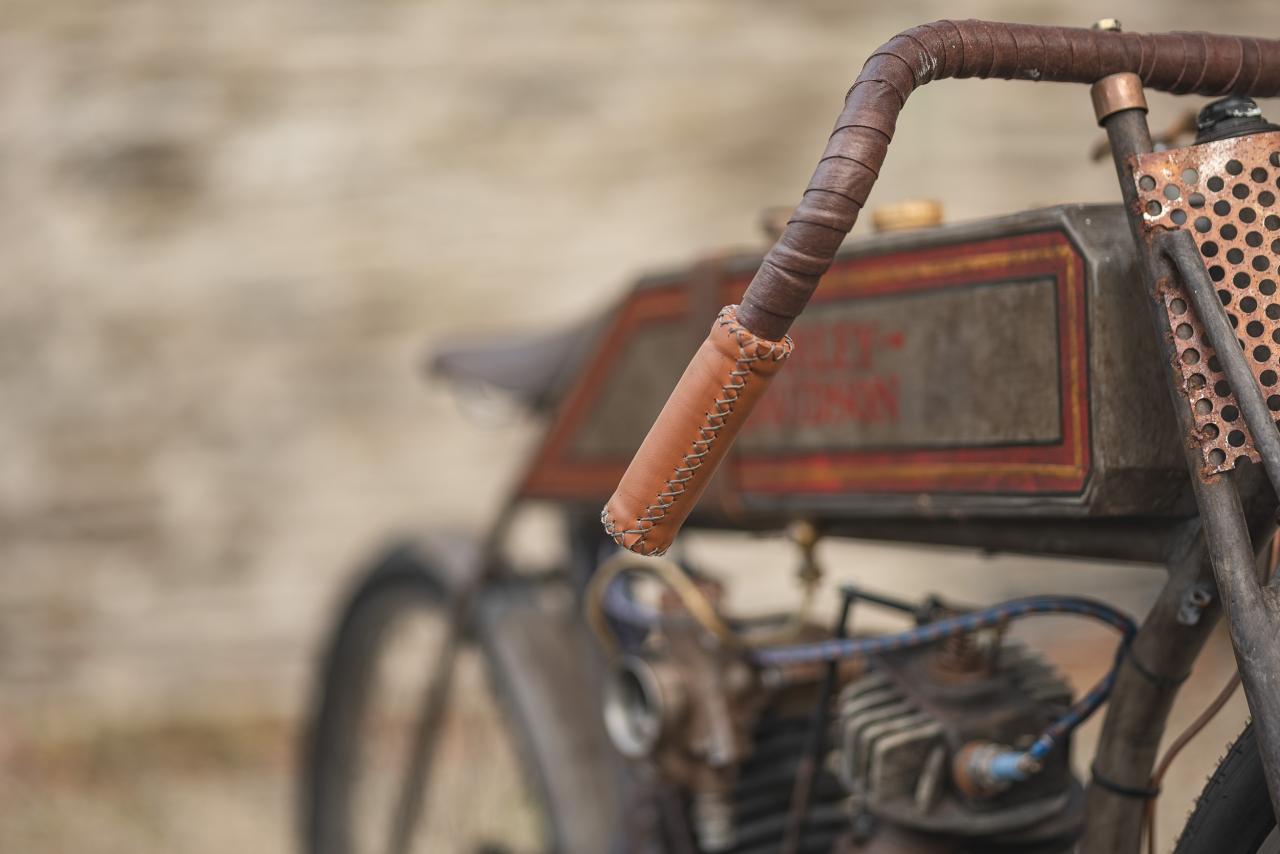 1915 Harley Davidson Showroom Replica