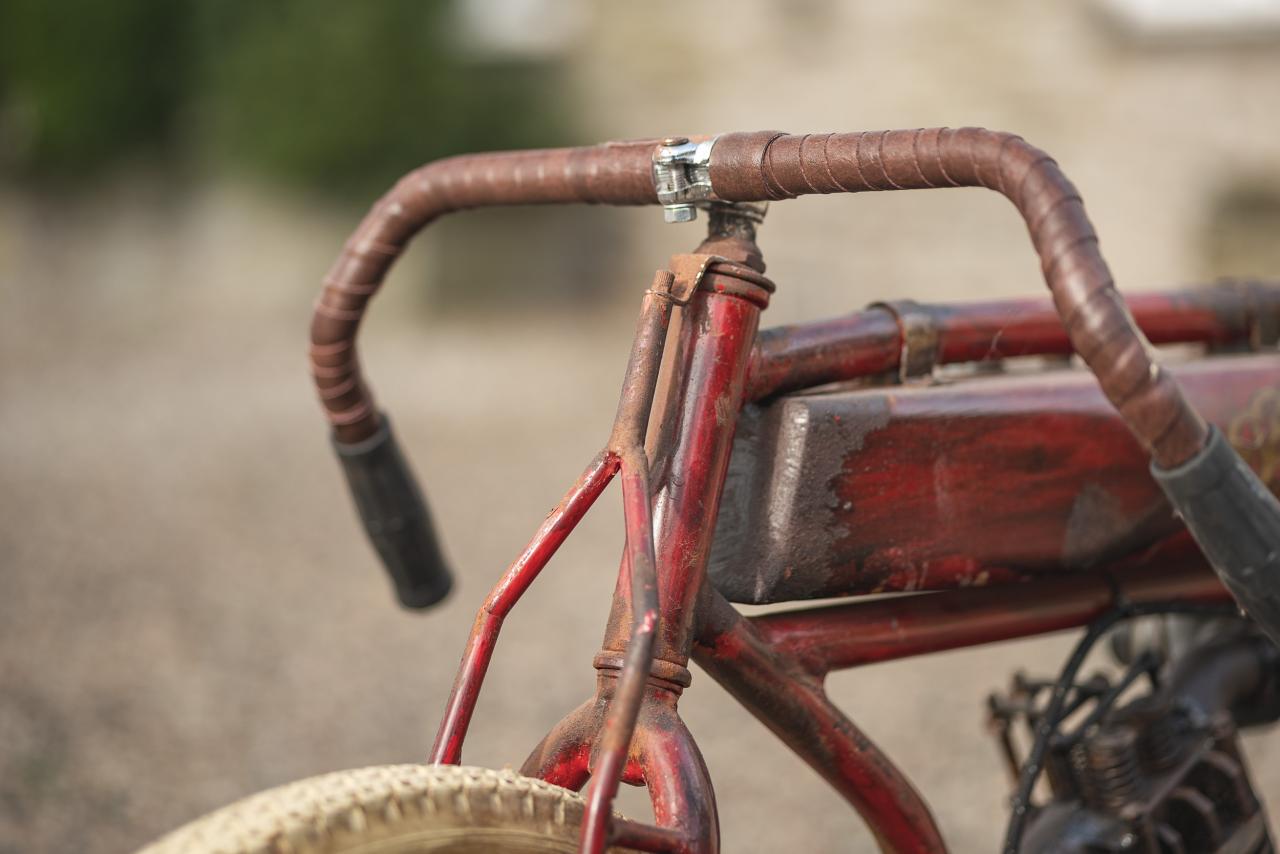 1915 Indian Showroom Replica