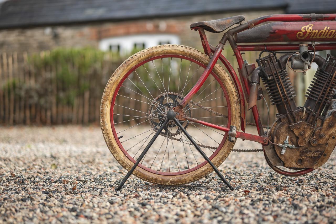 1915 Indian Showroom Replica