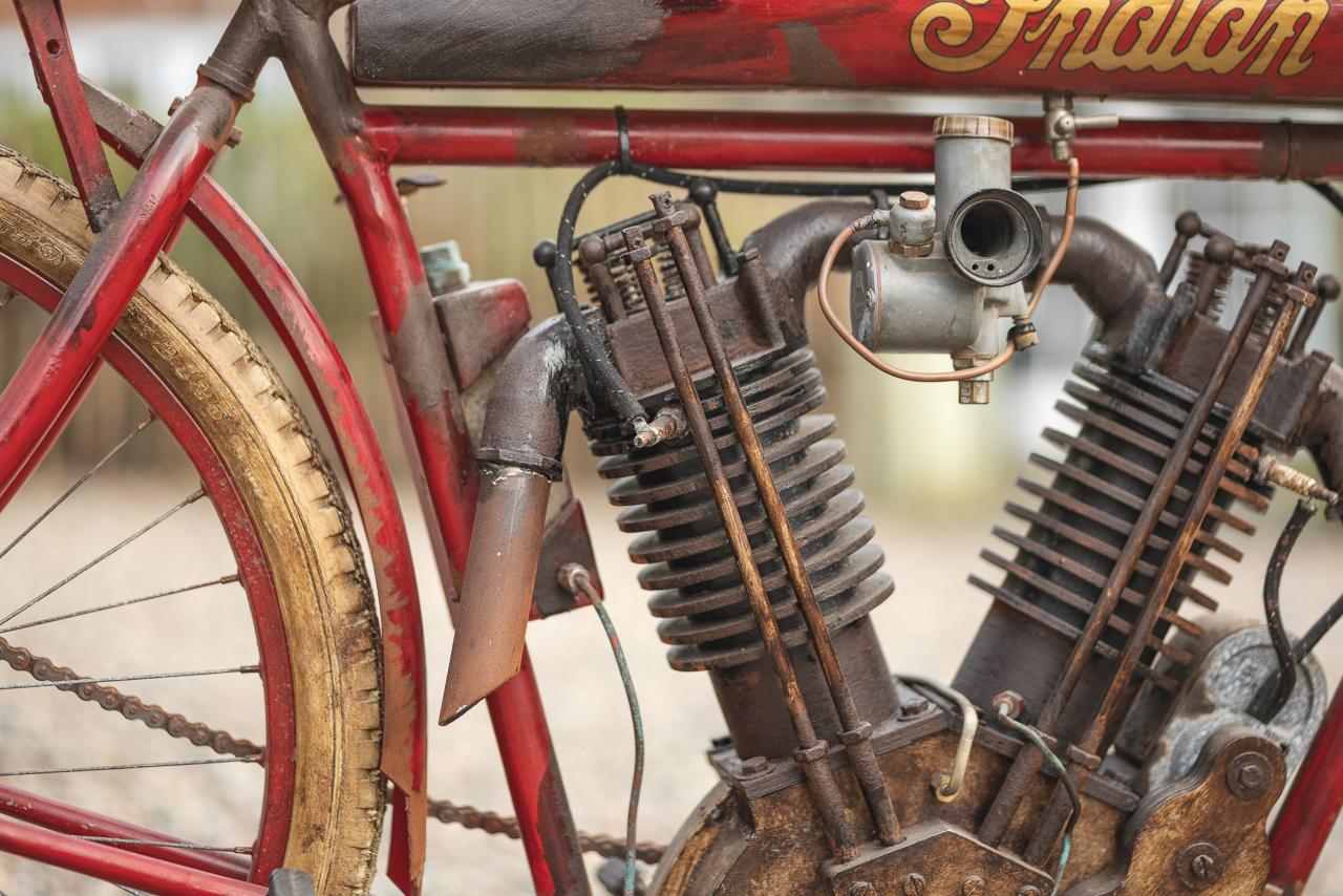 1915 Indian Showroom Replica