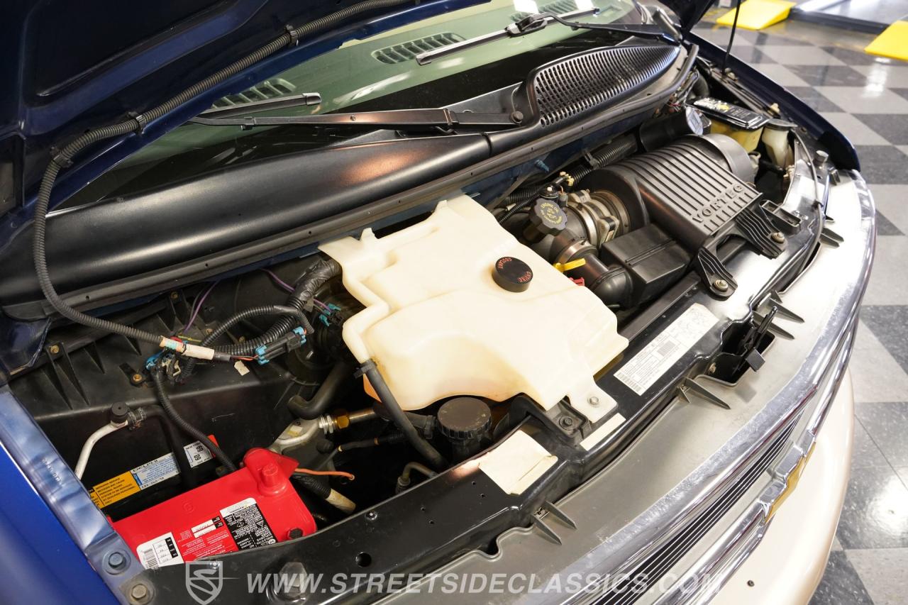 2001 Chevrolet Conversion Van Regency