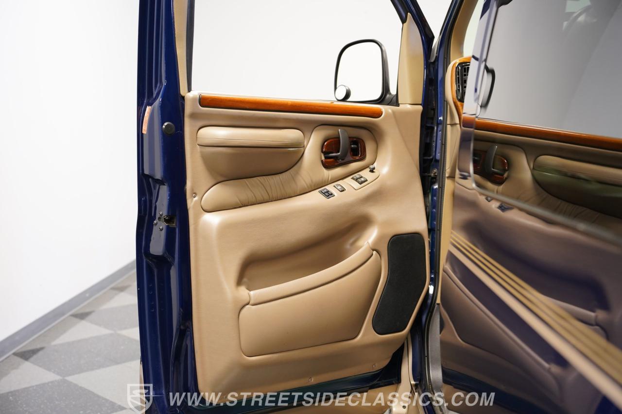 2001 Chevrolet Conversion Van Regency
