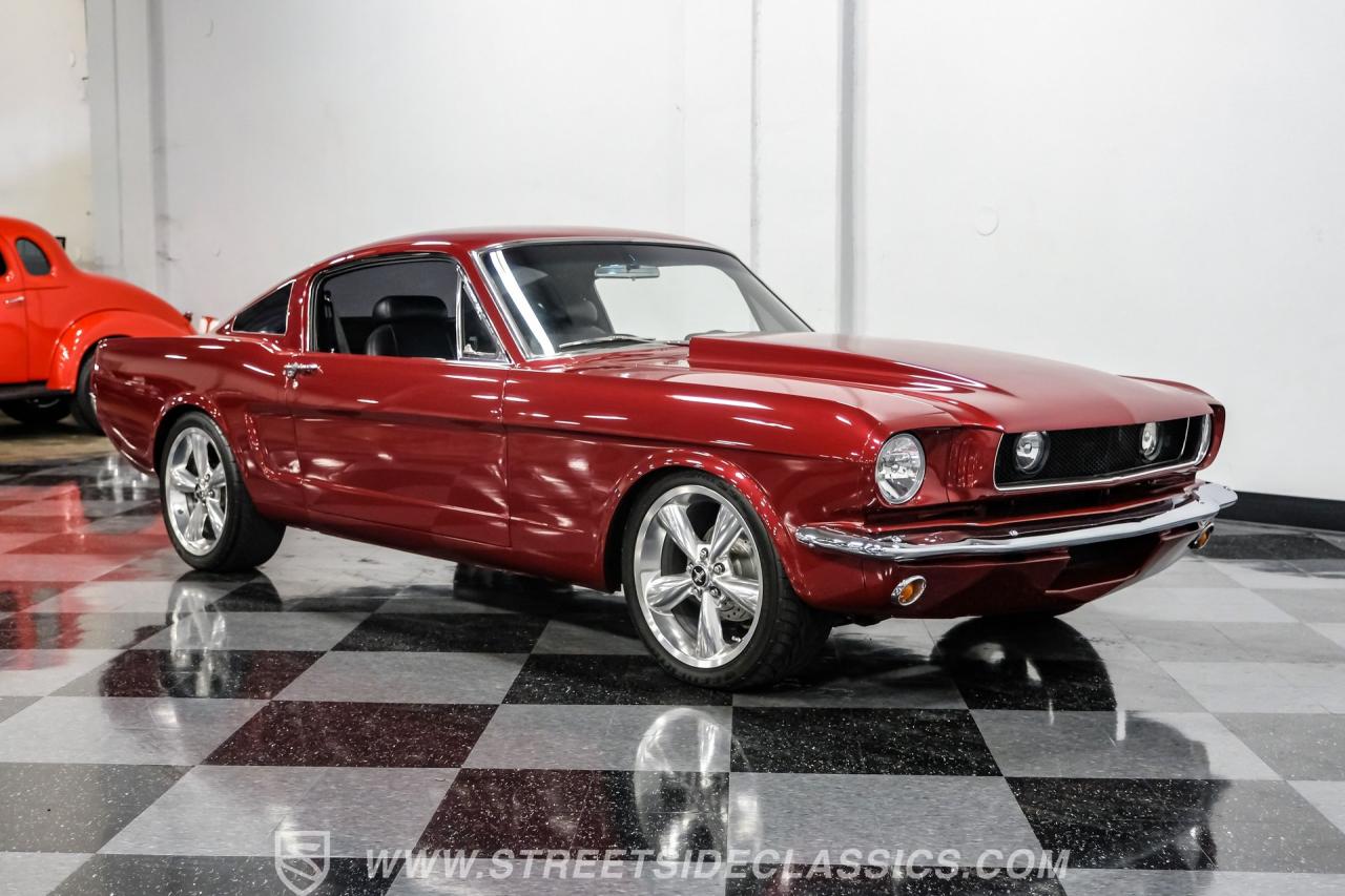 1965 Ford Mustang Fastback Restomod