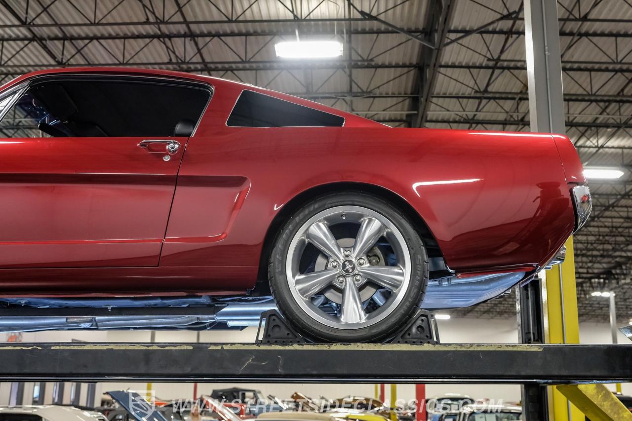1965 Ford Mustang Fastback Restomod