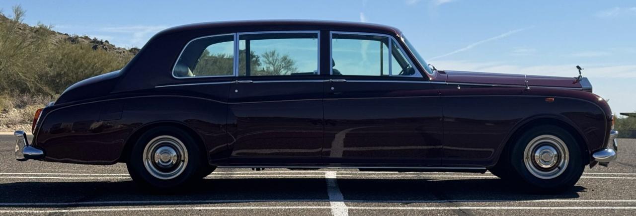 1975 Rolls - Royce Phantom VI