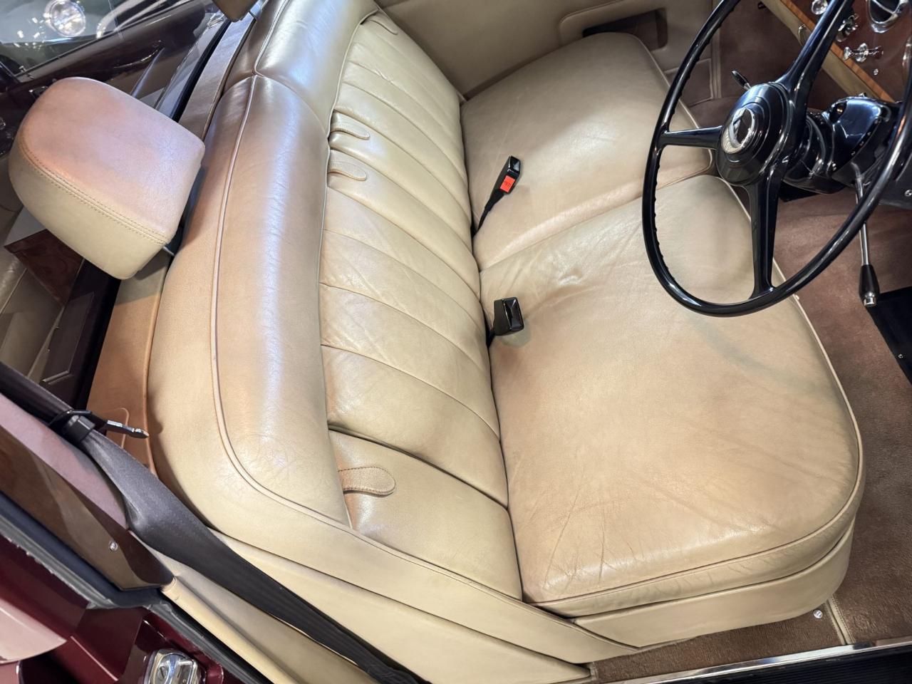 1975 Rolls - Royce Phantom VI