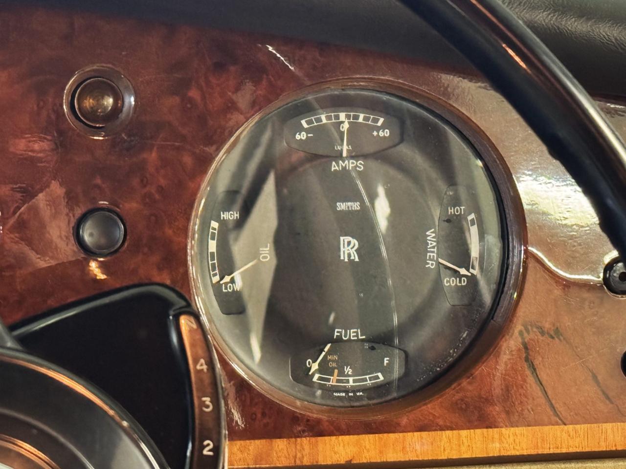 1975 Rolls - Royce Phantom VI