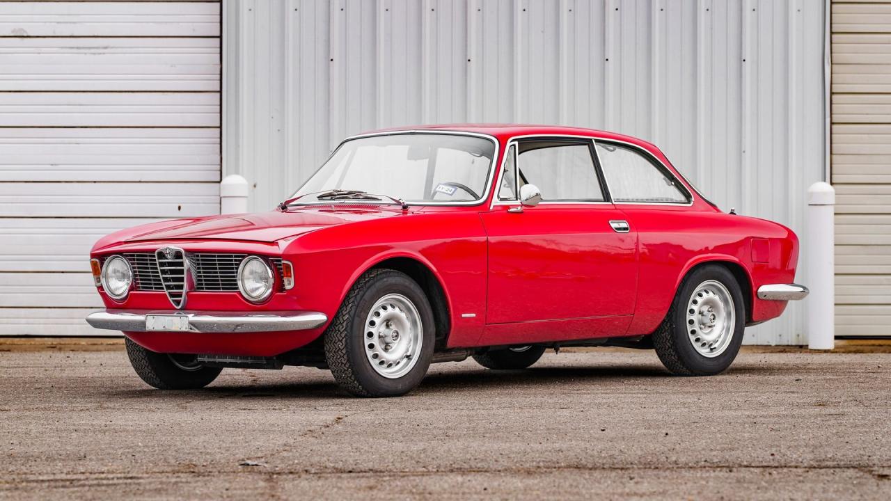 1965 Alfa Romeo Giulia Sprint GT