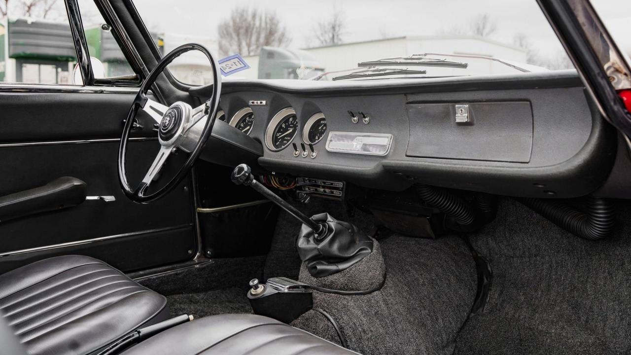 1965 Alfa Romeo Giulia Sprint GT