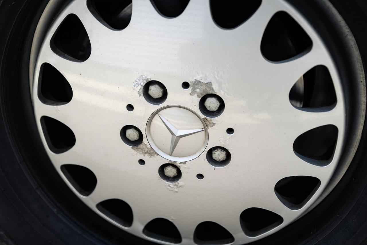 1984 Mercedes - Benz 500 SEL (Armoured)