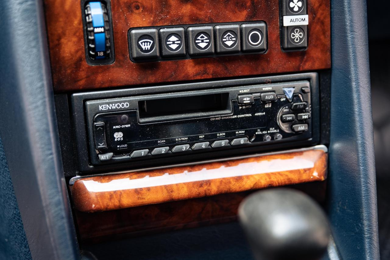 1984 Mercedes - Benz 500 SEL (Armoured)