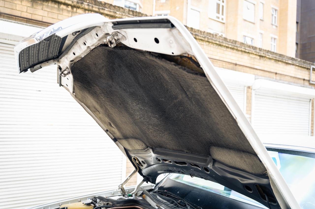 1984 Mercedes - Benz 500 SEL (Armoured)