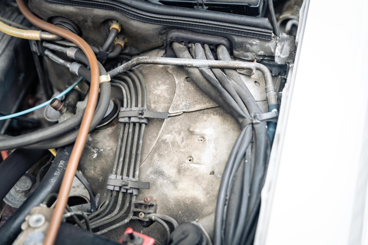 1984 Mercedes - Benz 500 SEL (Armoured)