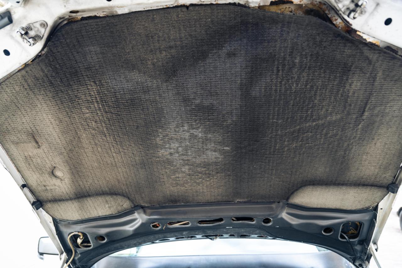 1984 Mercedes - Benz 500 SEL (Armoured)