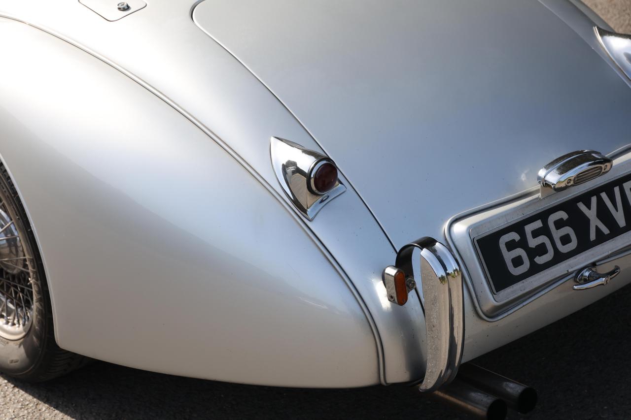 1953 Jaguar XK120 SE Roadster