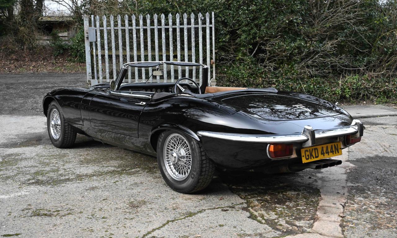 1974 Jaguar E-Type Series III (Commemorative Edition)